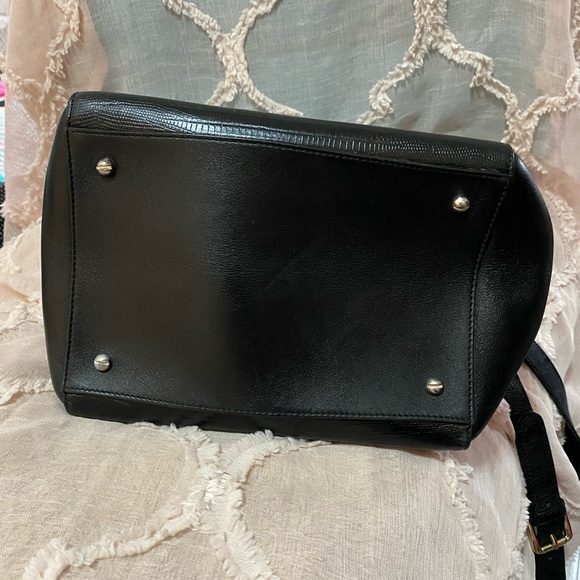 Custom painted Authentic Givenchy croci satchel - Picture 6 of 16